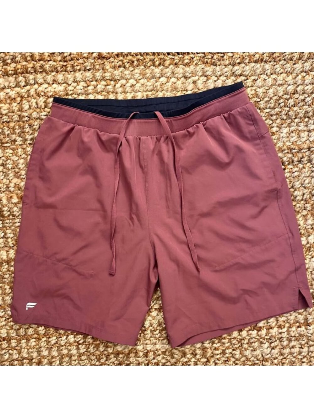 Fabletics The Fundamental Short II 7in (Large) Lined Maroon Burgundy Smoke Red S